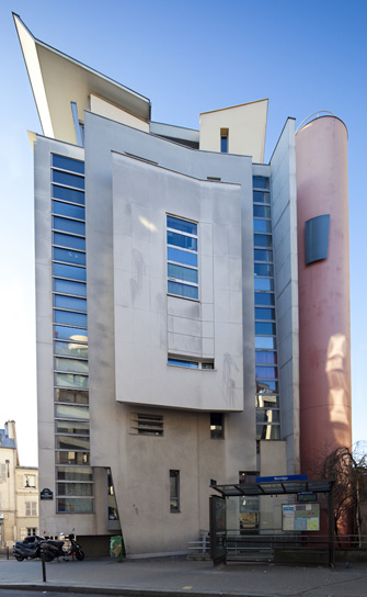 apartment building designed by Frédéric Borel, Paris