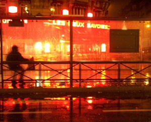 paris, gare de lyon, rainy morning