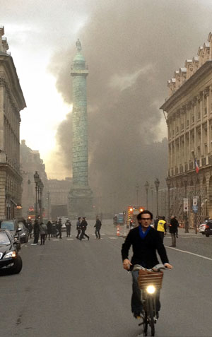 Paris Update vendome-fire-velib-escape