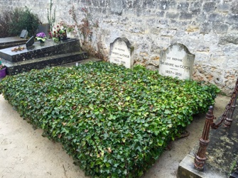 ParisUpdate-Auvers-Van-Gogh-grave