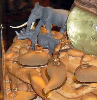 Paris Update Salon du Chocolat 22-Elephant-Rhino-Slugs-Sculpture