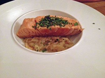 Paris Update Cantine Max y Jeremy restaurant salmon