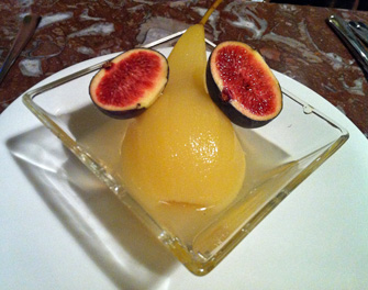 le-bien-decide-restauarant-paris-poached-pear-fig