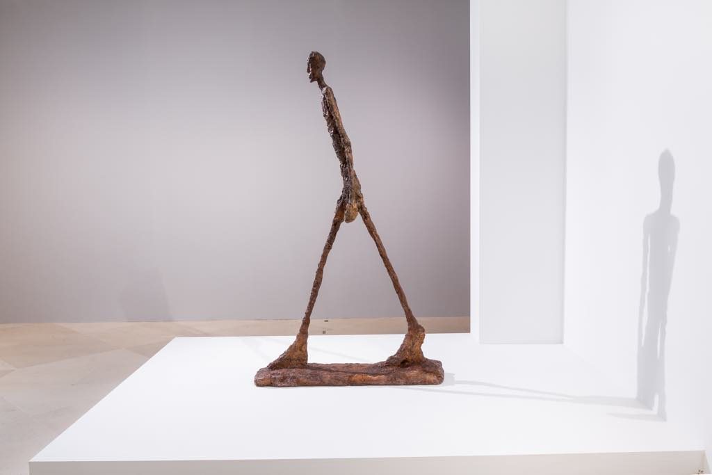 Alberto Giacometti, "Man Walking II" (1960). © Succession Alberto Giacometti (Fondation Giacometti, Paris + ADAGP, Paris) 2018
