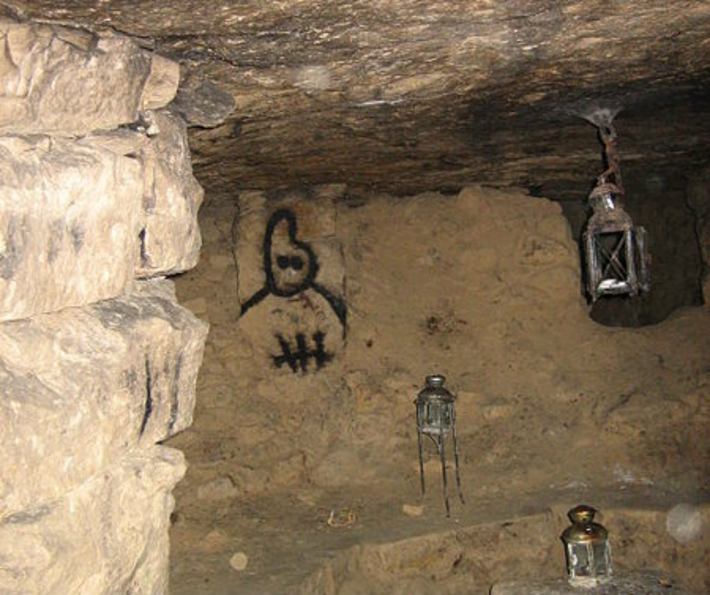 A cavern frequented by cataphiles.