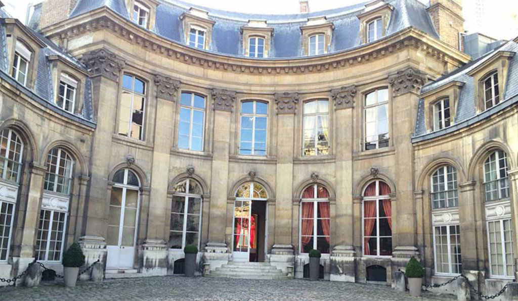 The Maison de l’Amérique Latine. 