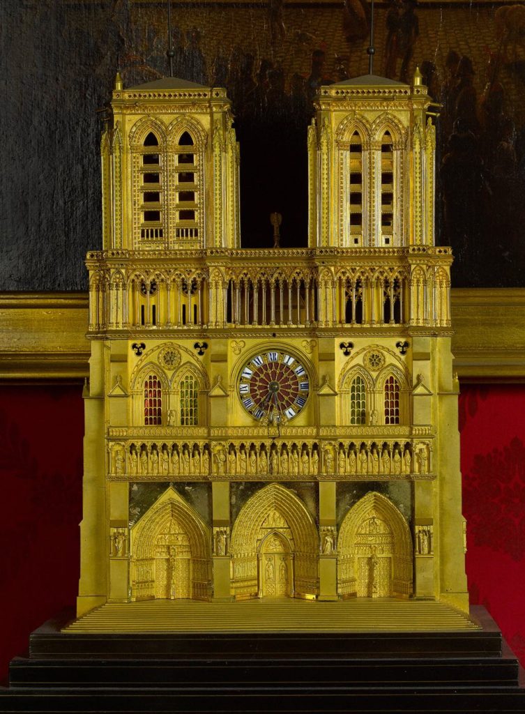 Notre Dame clock (1835-45). Photo Musée Carnavalet/Roger-Viollet