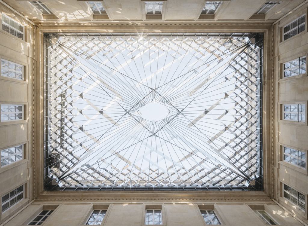 The glass roof in the Cour de l’Intendant. © Nicolas-Trouillard/Centre des Monuments Nationaux