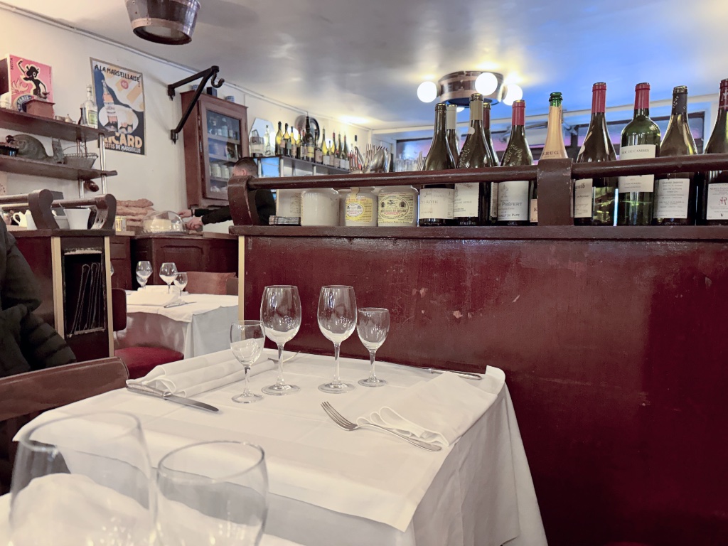 Au Moulin à Vent Restaurant